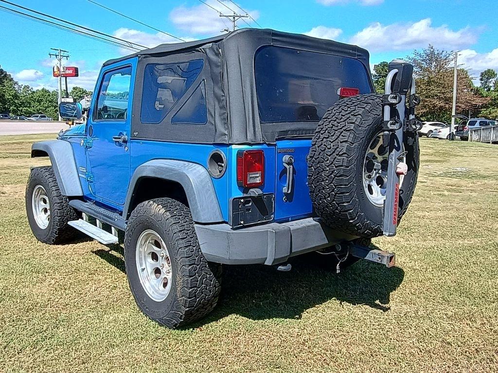 Jeep Wrangler Sport 4WD 2010