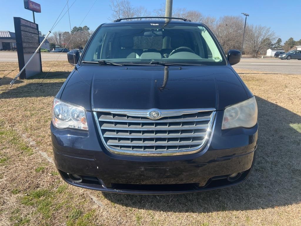 Chrysler Town & Country Touring 2010