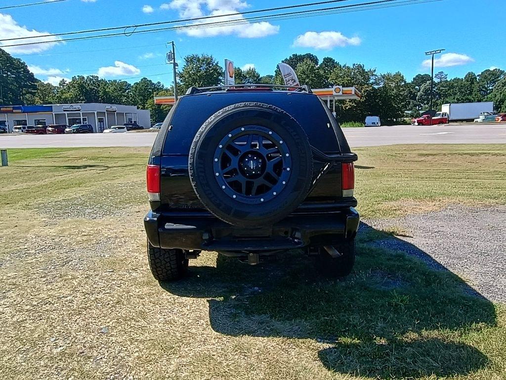 Chevrolet Blazer 2-Door 4WD LS 2004