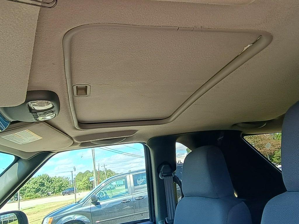 Chevrolet Blazer 2-Door 4WD LS 2004