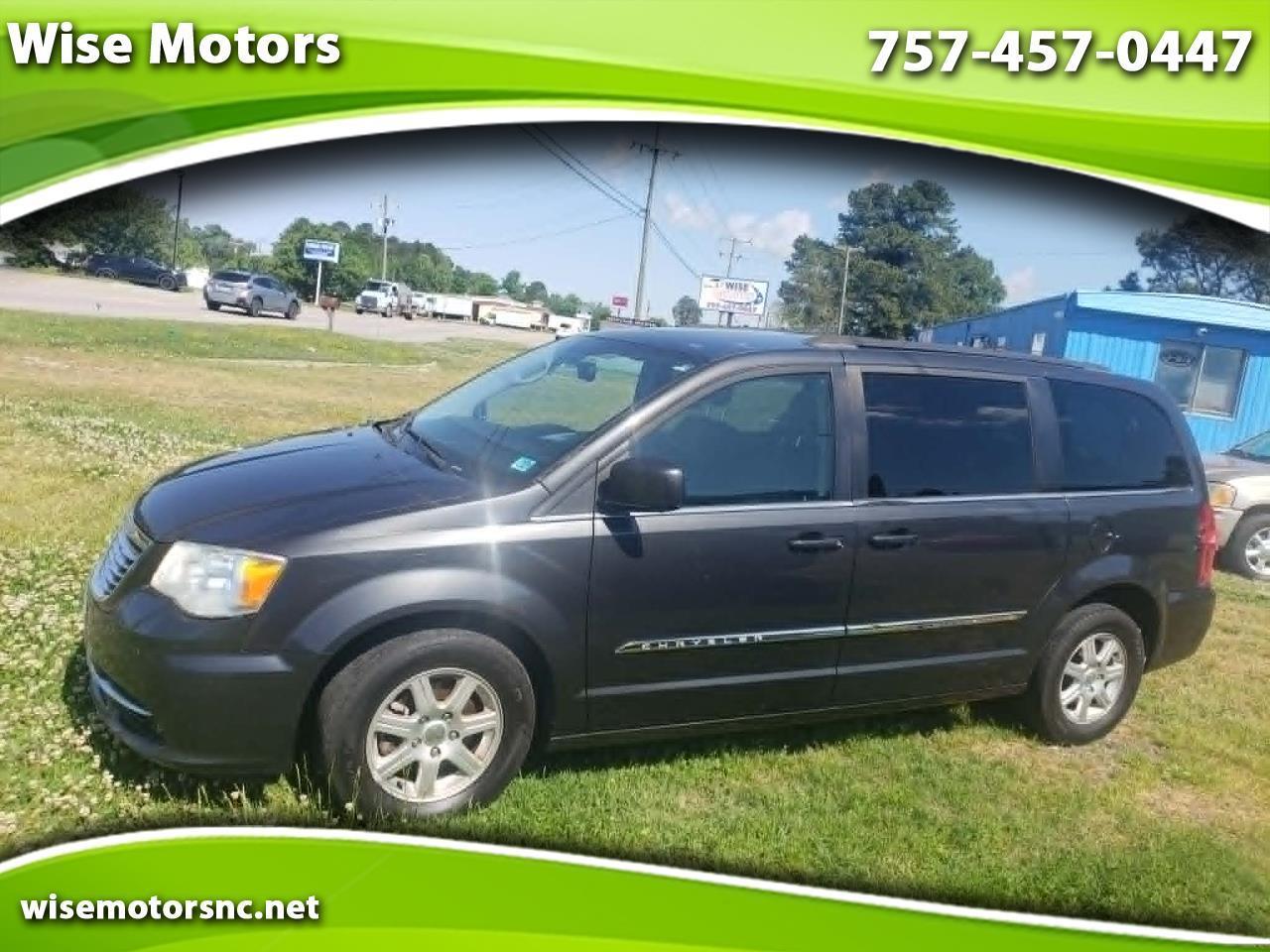 2012 Chrysler Town & Country Touring