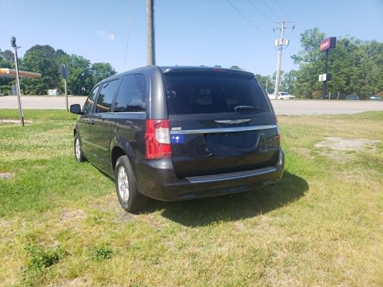 Chrysler Town & Country Touring 2012