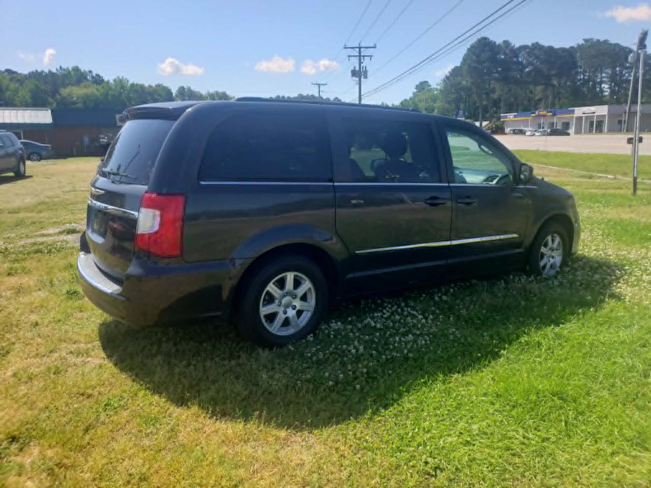 Chrysler Town & Country Touring 2012