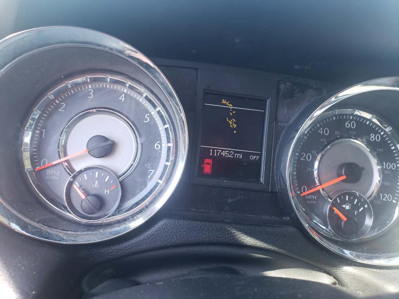 Chrysler Town & Country Touring 2012
