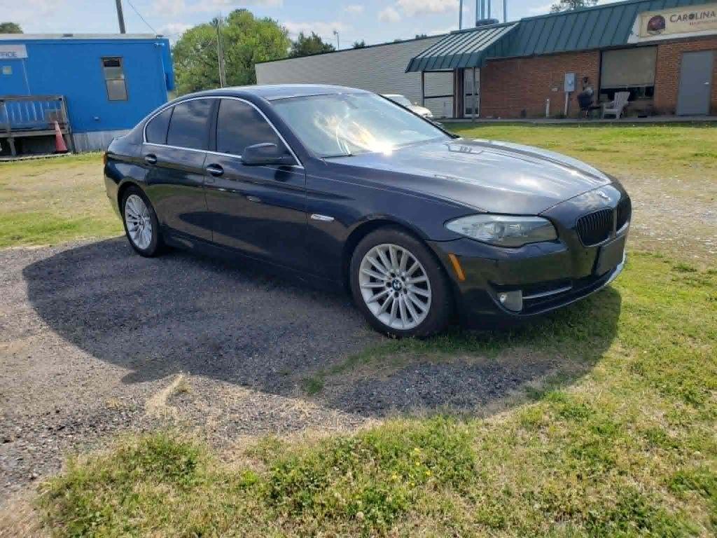 BMW 5-Series 535i 2013