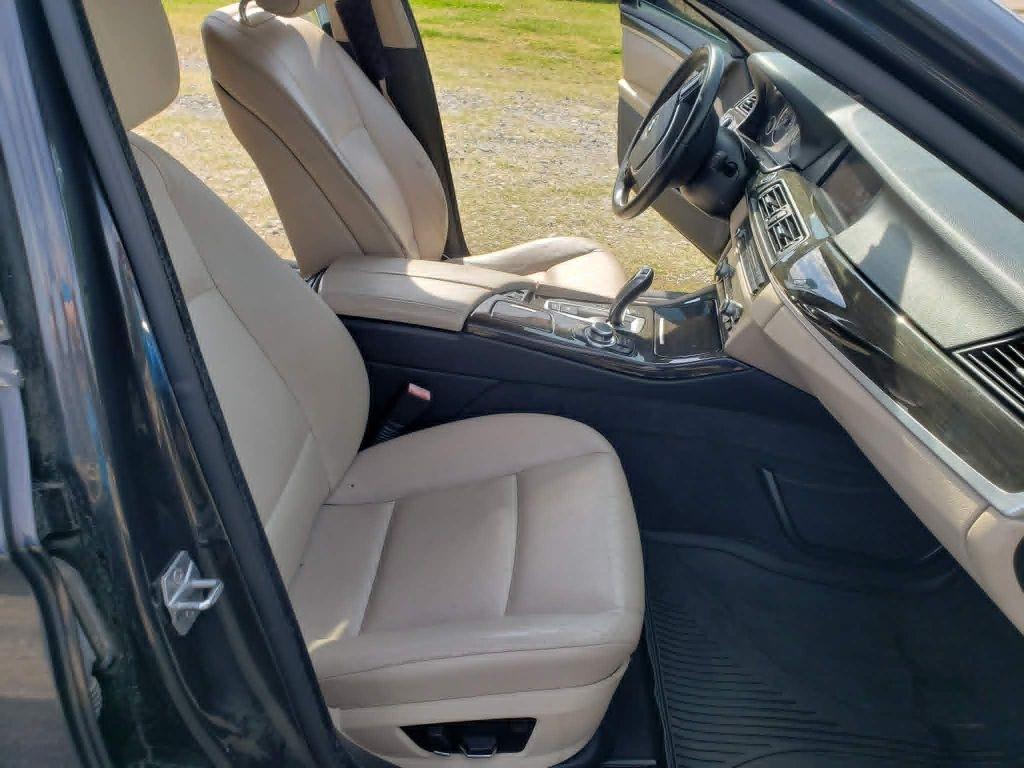 BMW 5-Series 535i 2013