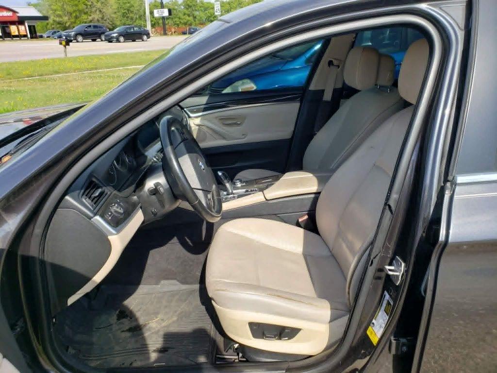 BMW 5-Series 535i 2013