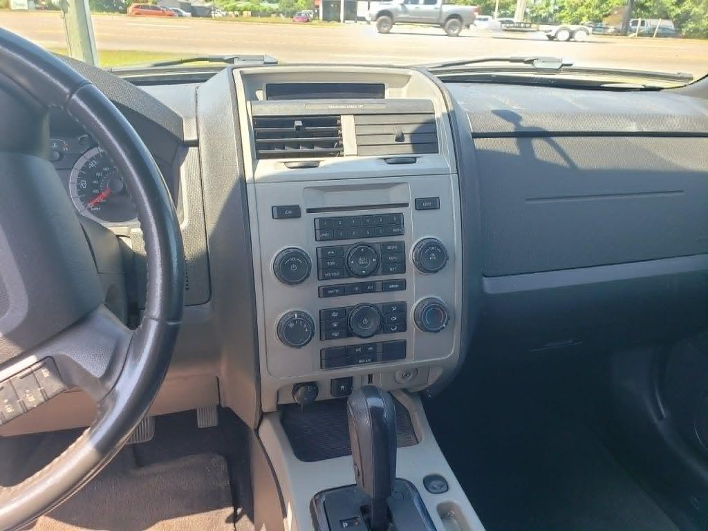 Ford Escape XLT 4WD 2010