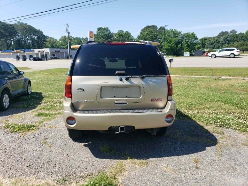 GMC Envoy SLE 4WD 2005