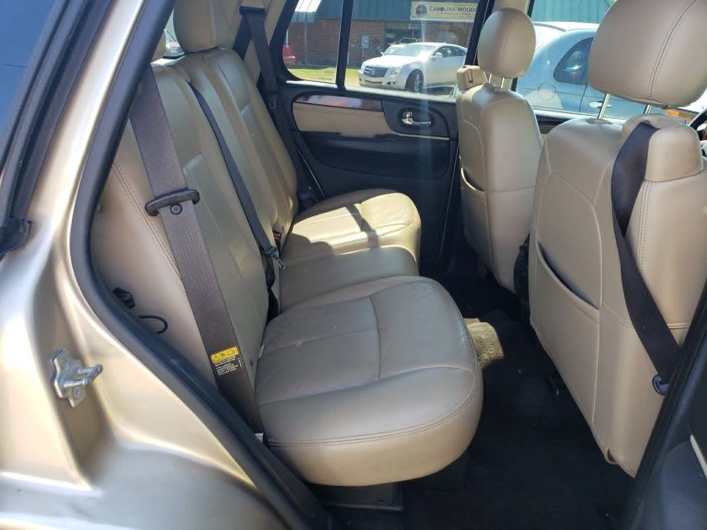 GMC Envoy SLE 4WD 2005