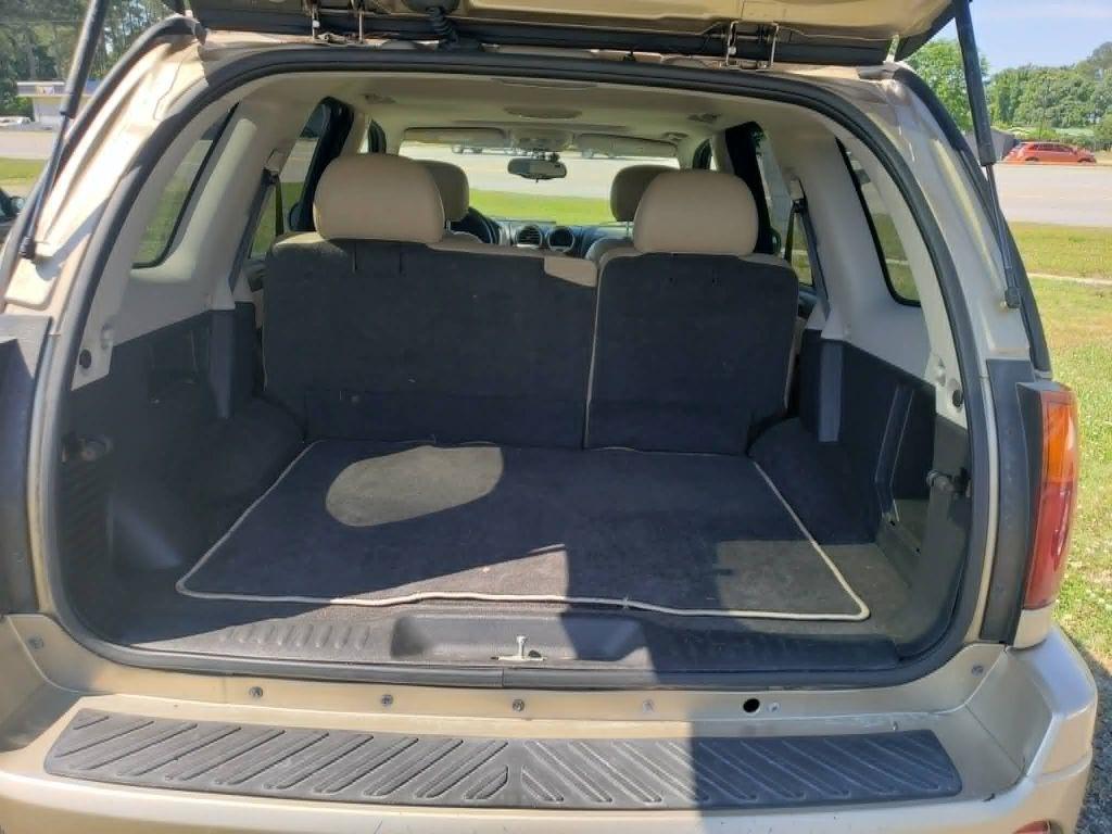 GMC Envoy SLE 4WD 2005
