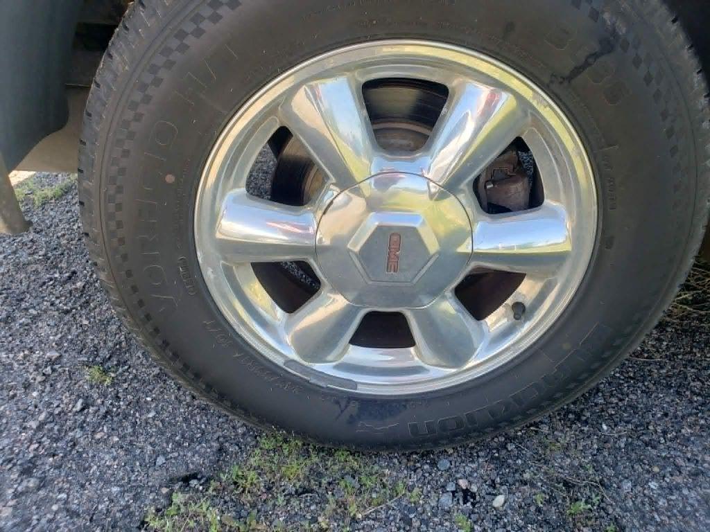 GMC Envoy SLE 4WD 2005