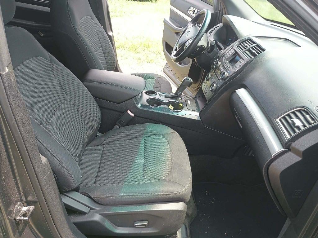 Ford Explorer 2WD 4dr V6 XLT 2016