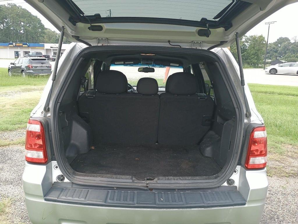 Ford Escape XLT FWD 2011