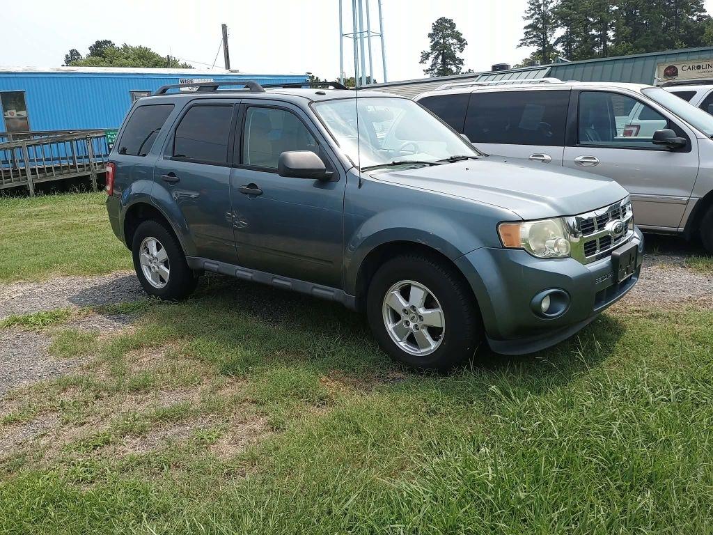 Ford Escape XLT FWD 2012