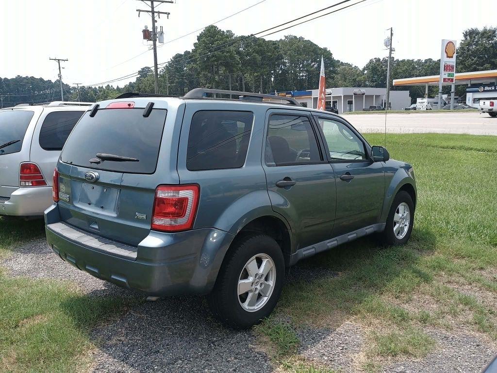 Ford Escape XLT FWD 2012