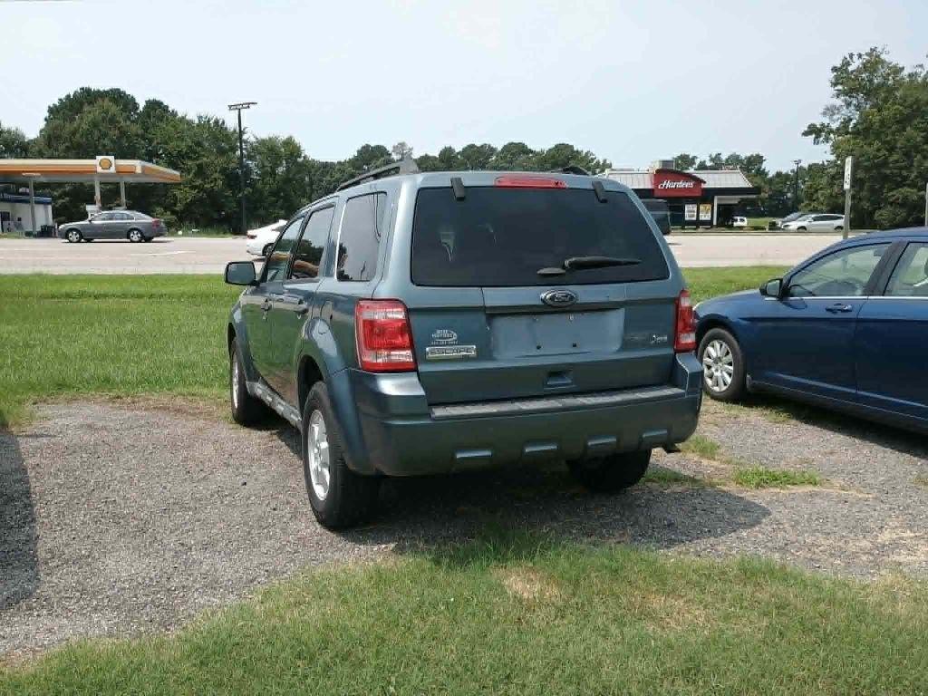 Ford Escape XLT FWD 2012