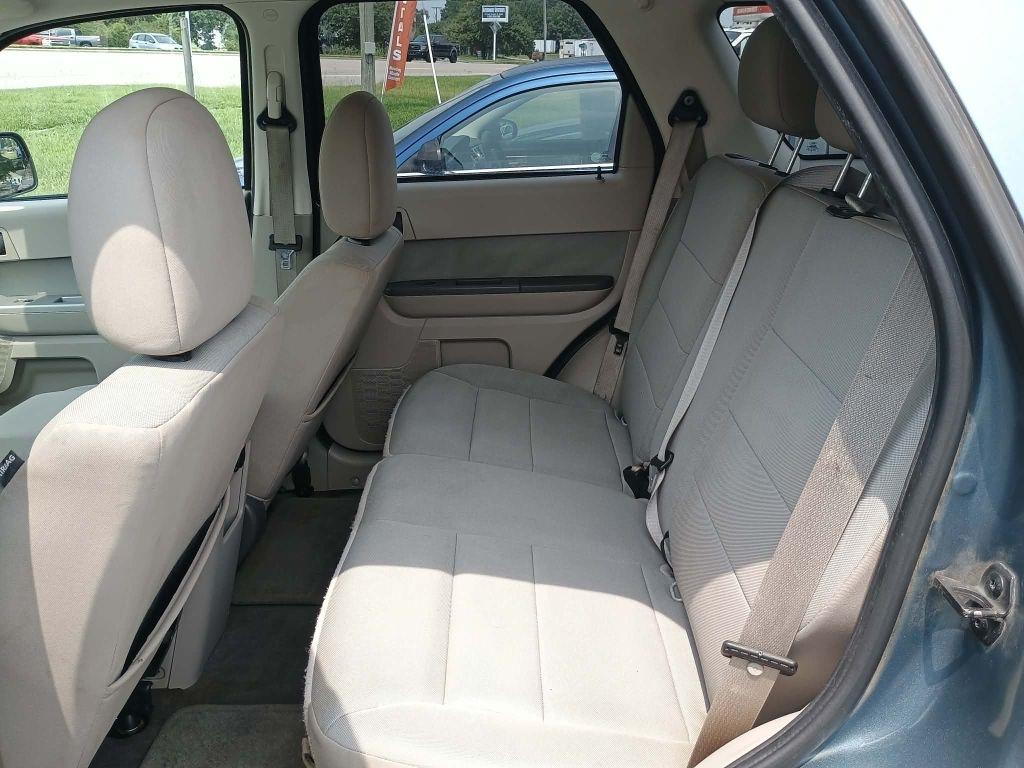 Ford Escape XLT FWD 2012