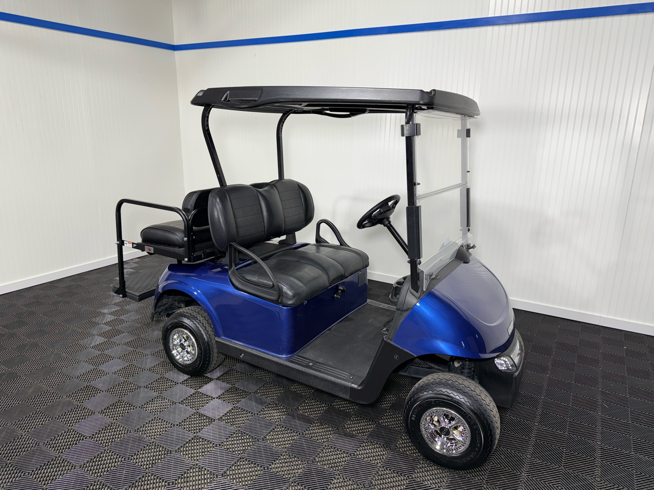 2021 EZGO RXV Gas 4 Passenger Golf Cart