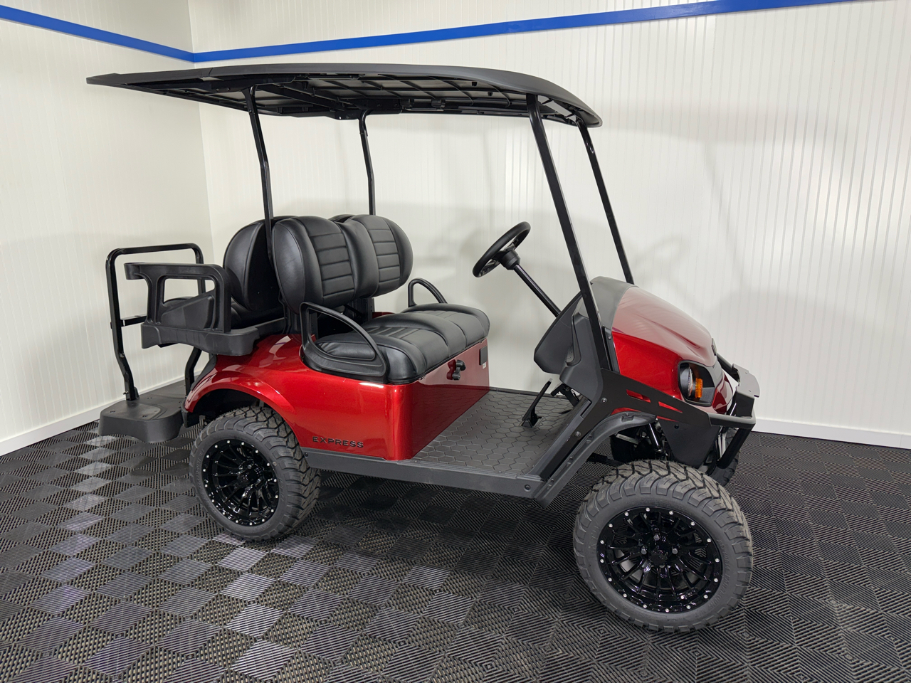 2025 EZGO Express S4