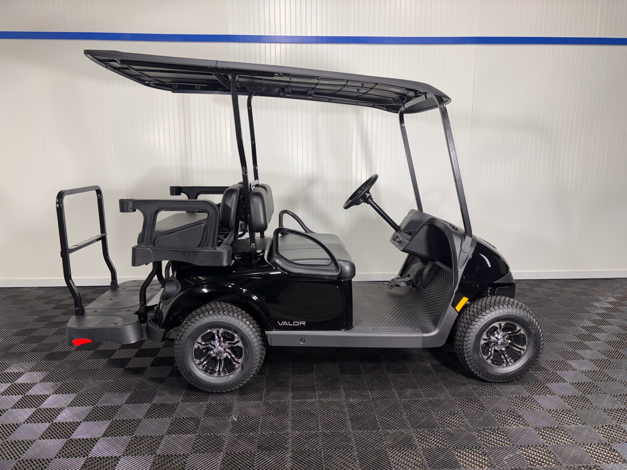 2025 EZGO RXV Valor 4 Passenger Gas Golf Cart NEW