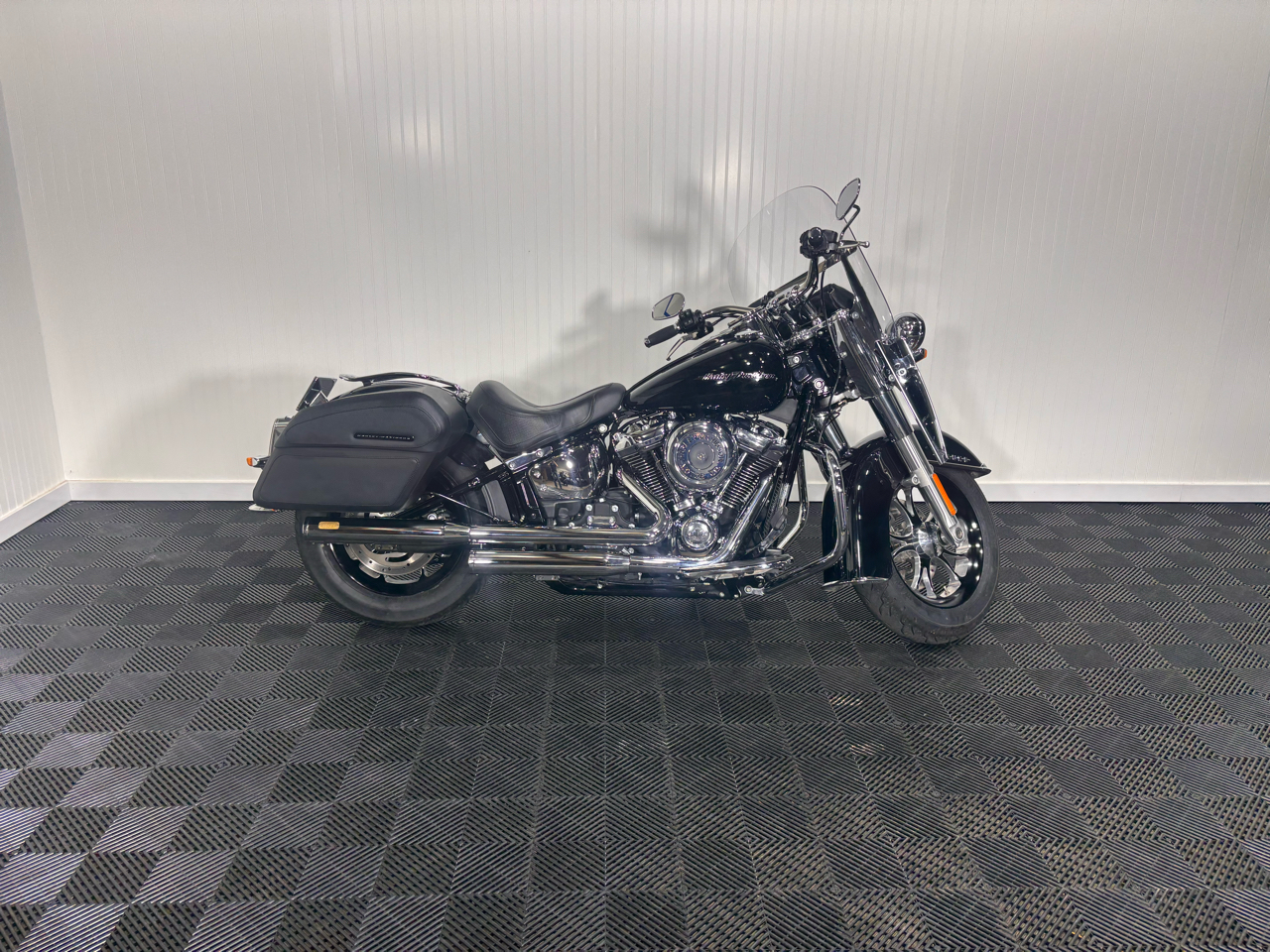 2019 Harley-Davidson FLDE Softail Deluxe