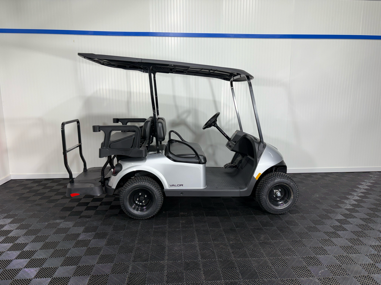 2025 EZGO RXV Valor 4 Passenger Gas Golf Cart NEW