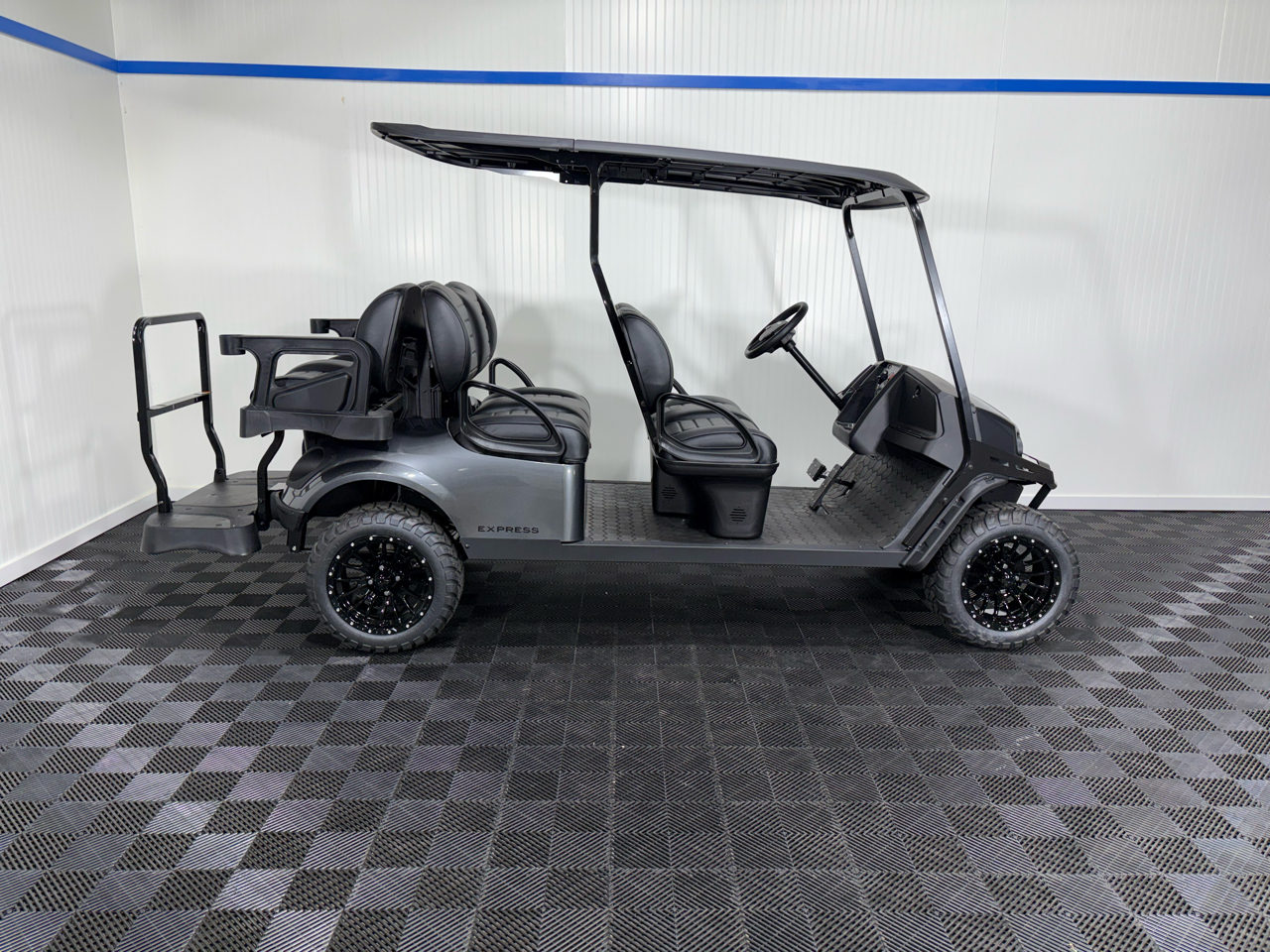 2026 EZGO Express 6 Lifted Elite Lithium