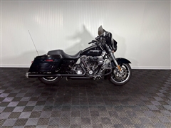 2011 Harley-Davidson FLHX103 