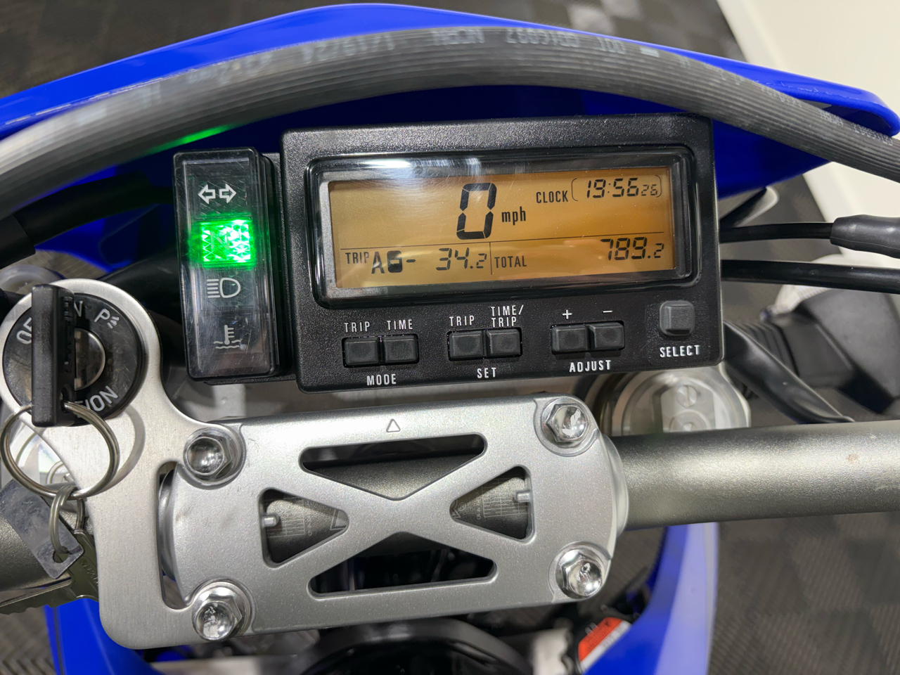 Suzuki DR-Z400SM  2024