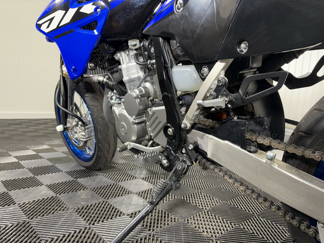 Suzuki DR-Z400SM  2024