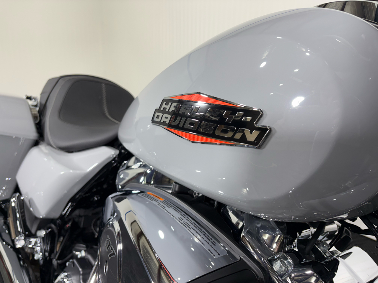 Harley-Davidson FLHX  2024