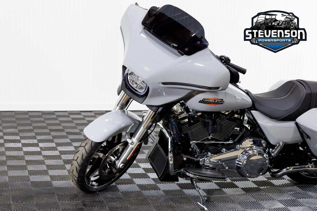 Harley-Davidson FLHX Street Glide 2024