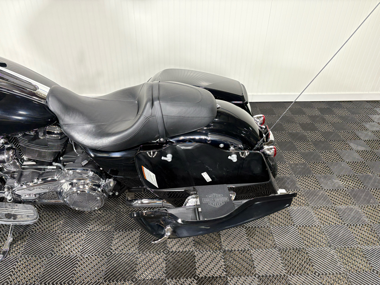 Harley-Davidson FLTRX  2022