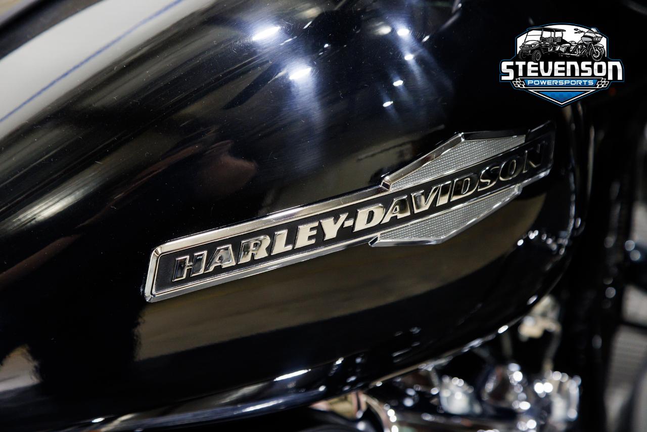 Harley-Davidson FLTRX  2022