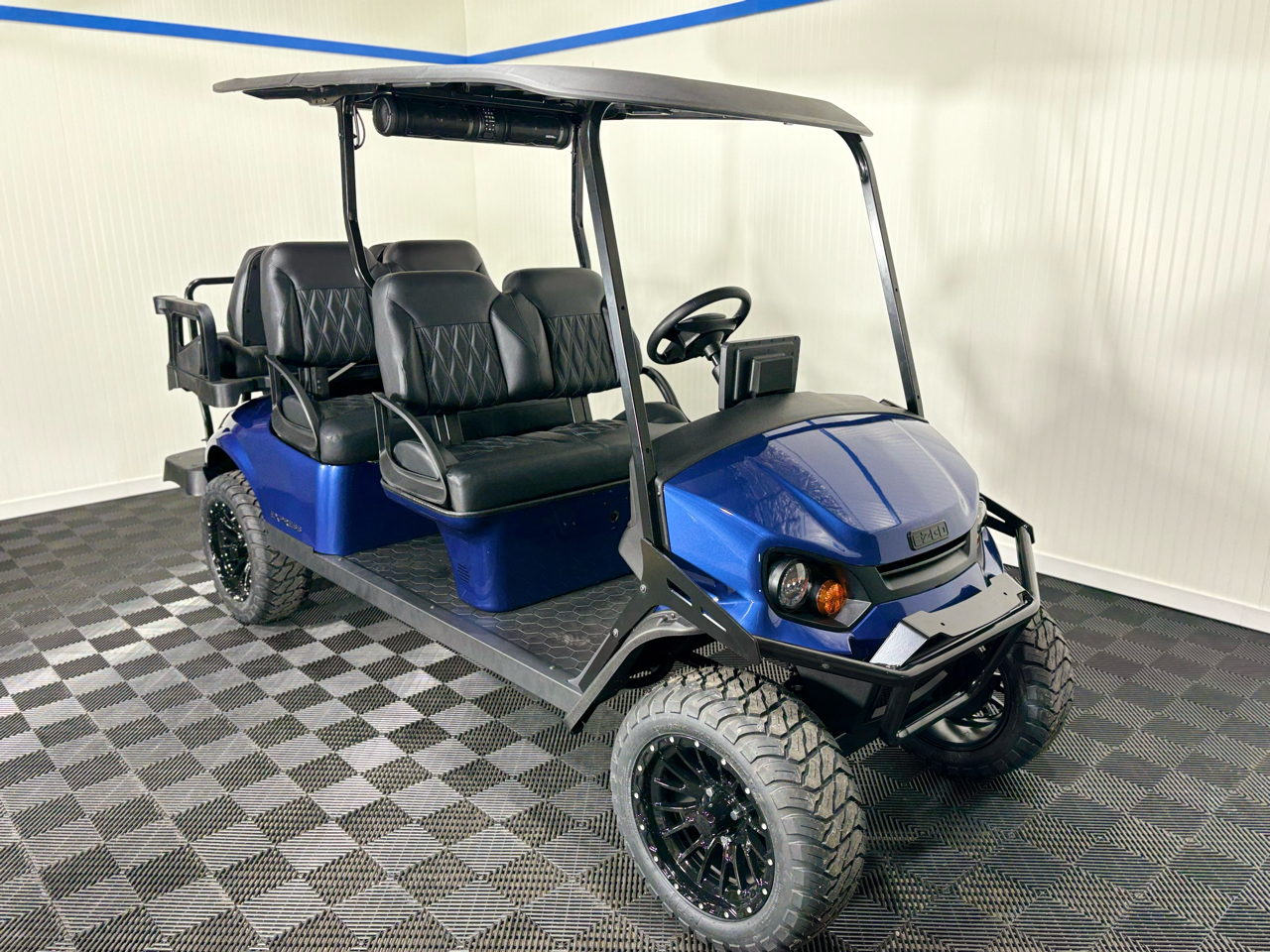 EZGO L6  2026