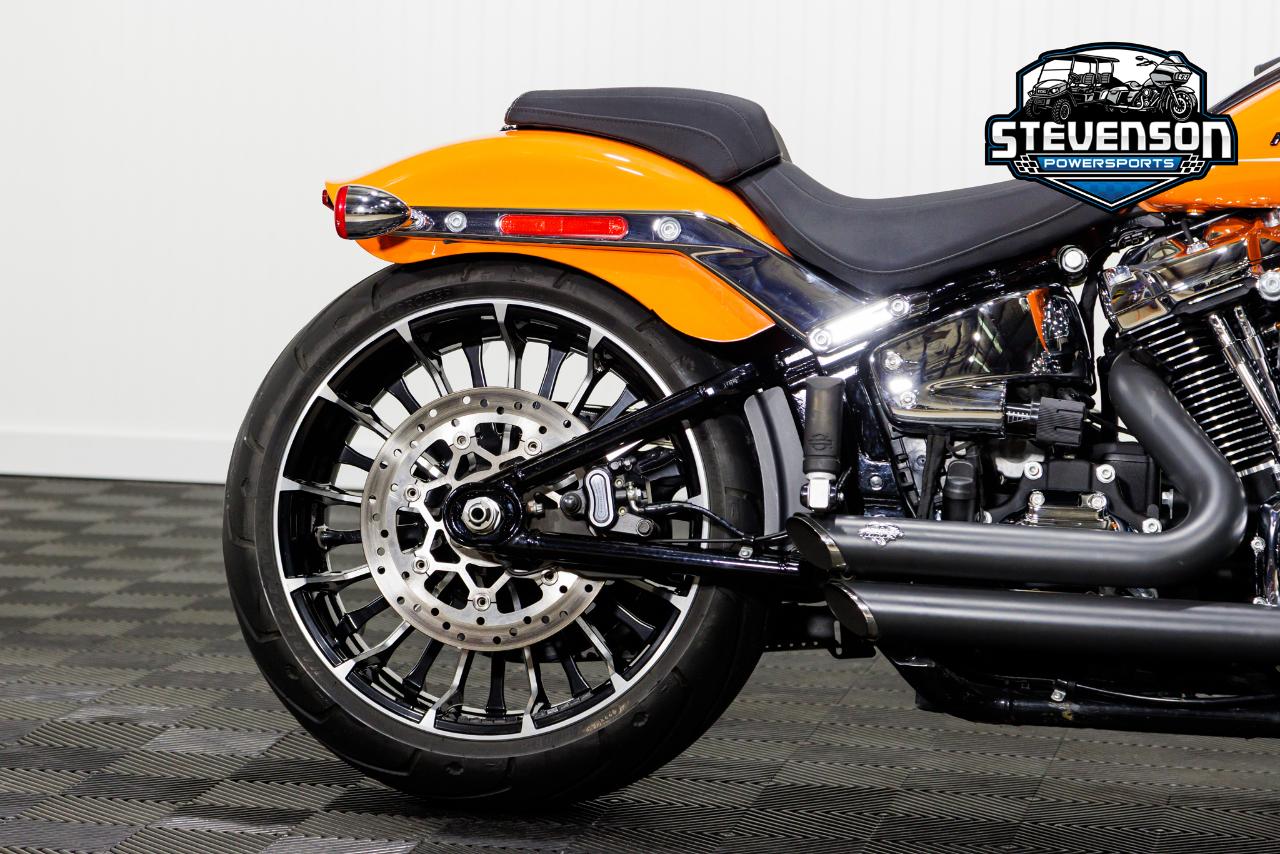 Harley-Davidson FXBR Breakout  2023