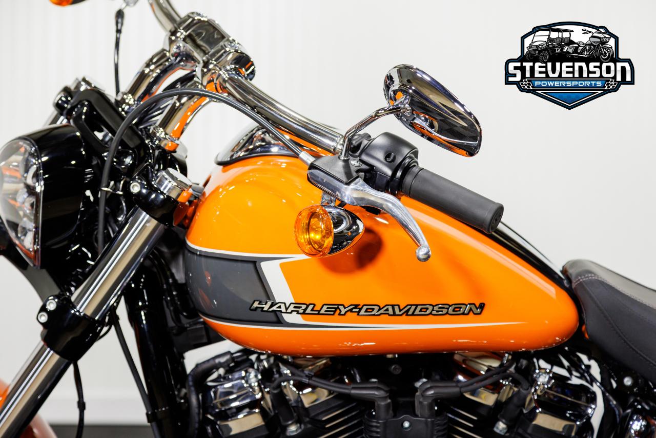 Harley-Davidson FXBR Breakout  2023