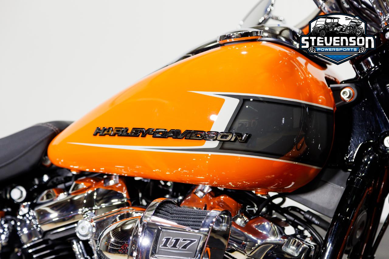 Harley-Davidson FXBR Breakout  2023