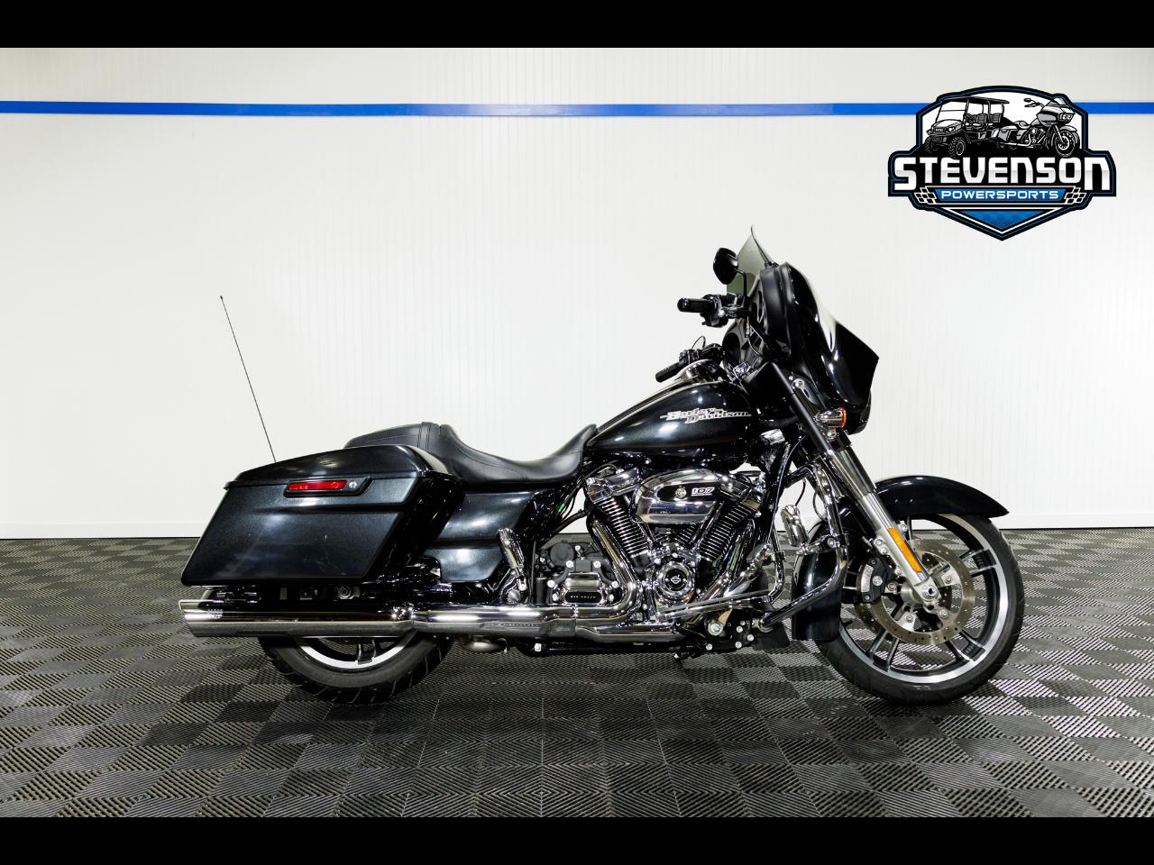 Harley-Davidson FLHX  2018