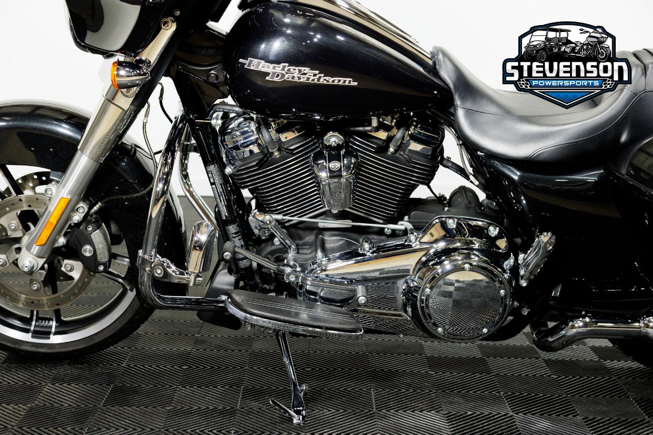 Harley-Davidson FLHX  2018