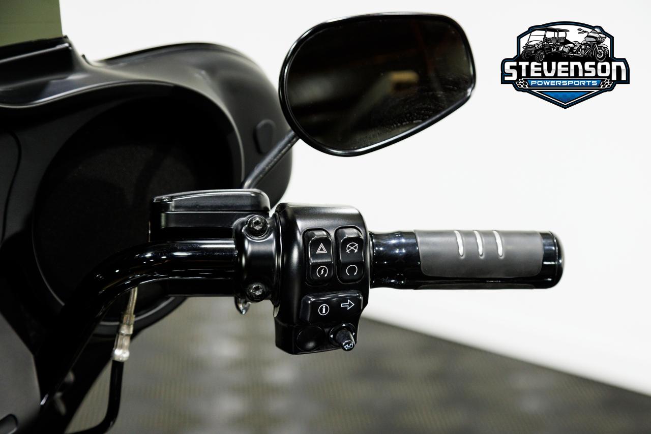 Harley-Davidson FLHX  2018