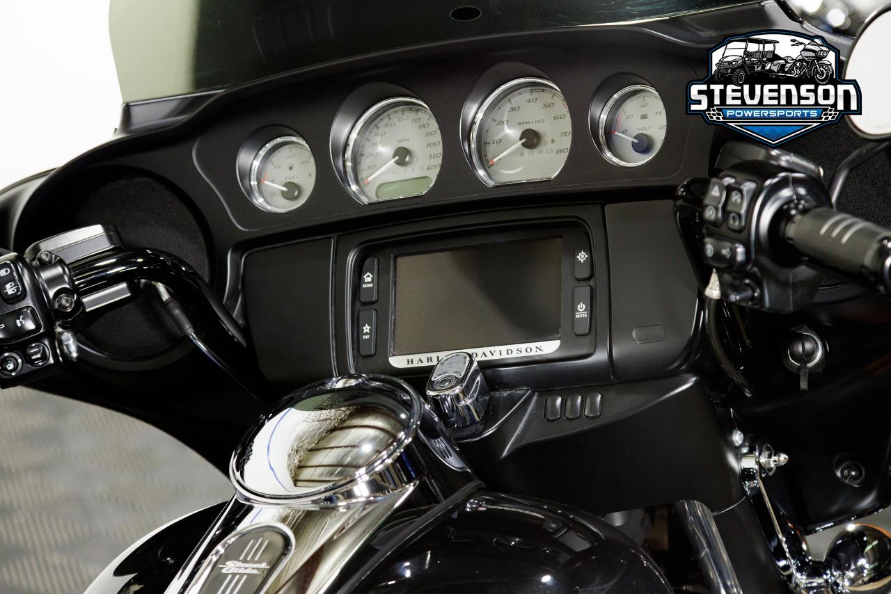 Harley-Davidson FLHX  2018