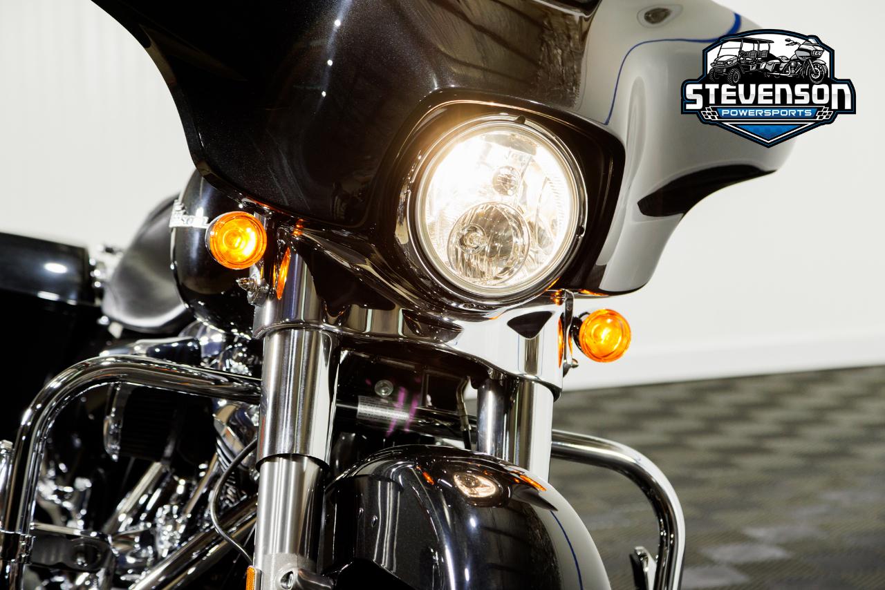 Harley-Davidson FLHX  2018