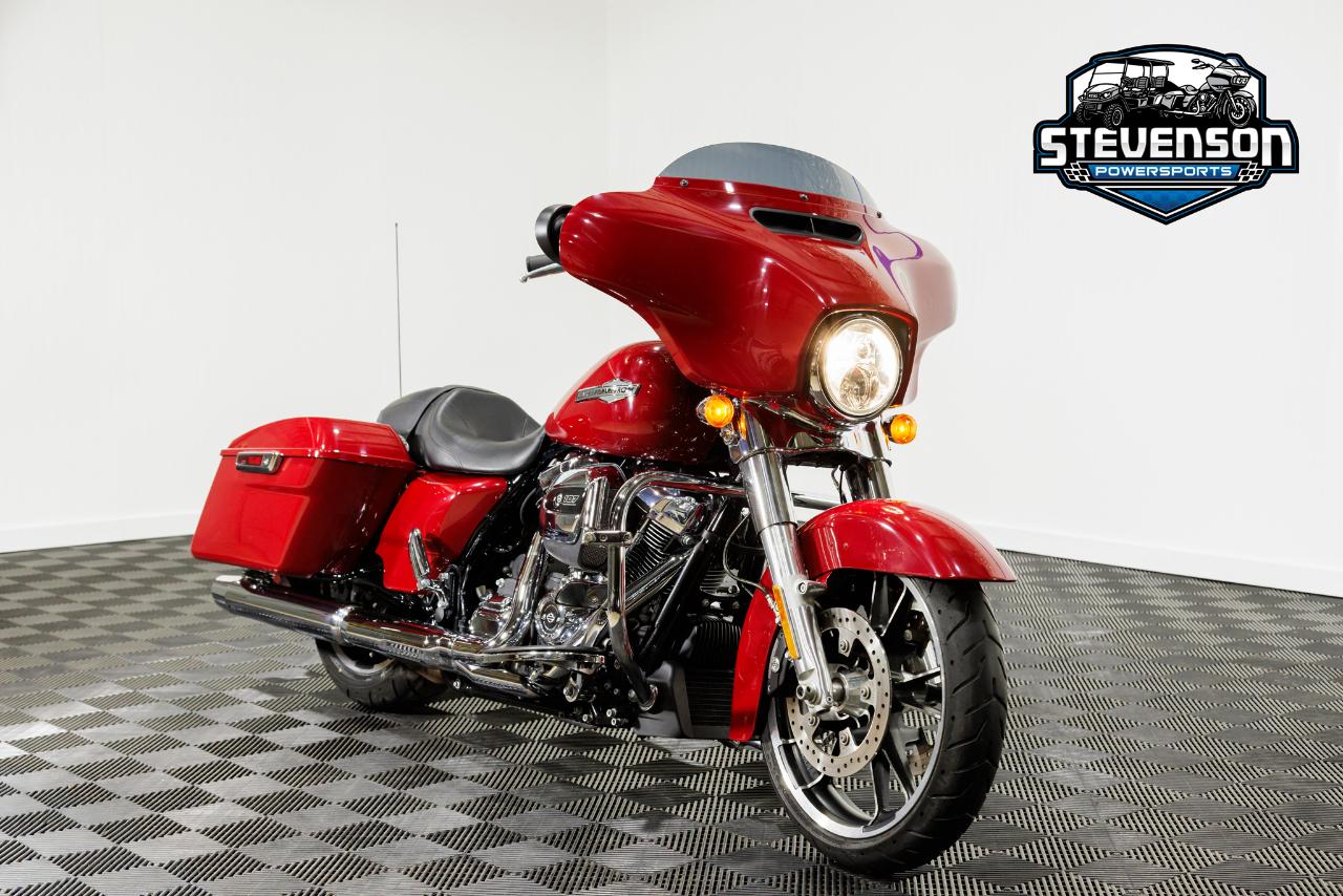 Harley-Davidson FLHX  2021