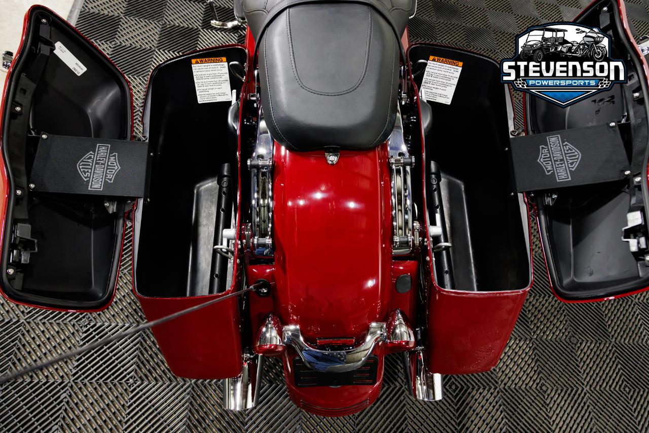 Harley-Davidson FLHX  2021