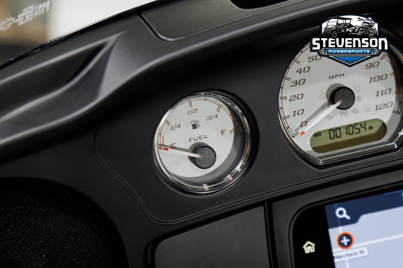 Harley-Davidson FLHX  2023