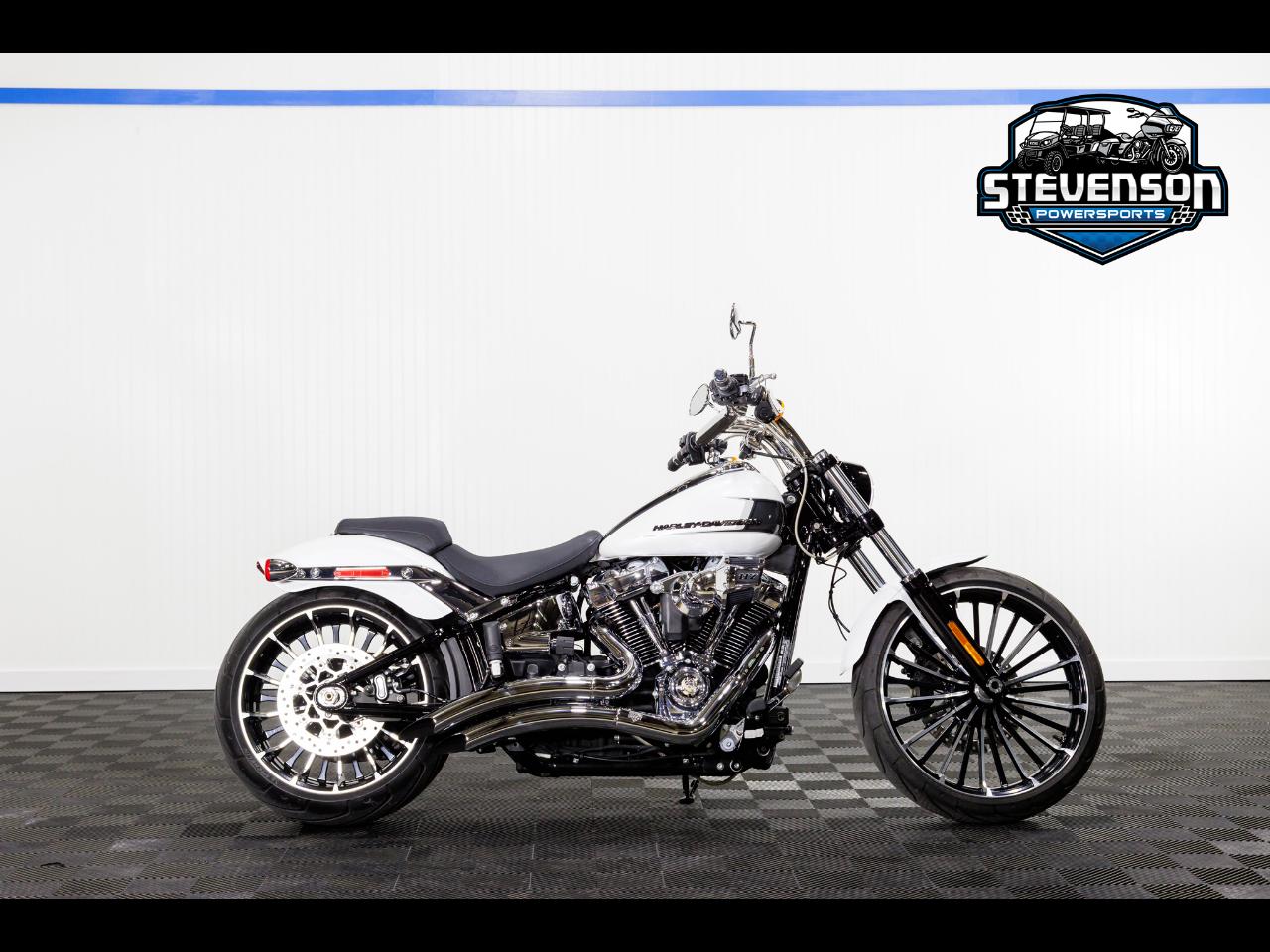 Harley-Davidson FXBR  2024