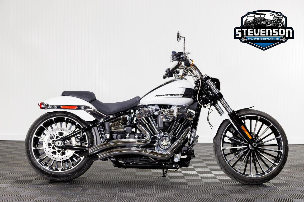 Harley-Davidson FXBR  2024