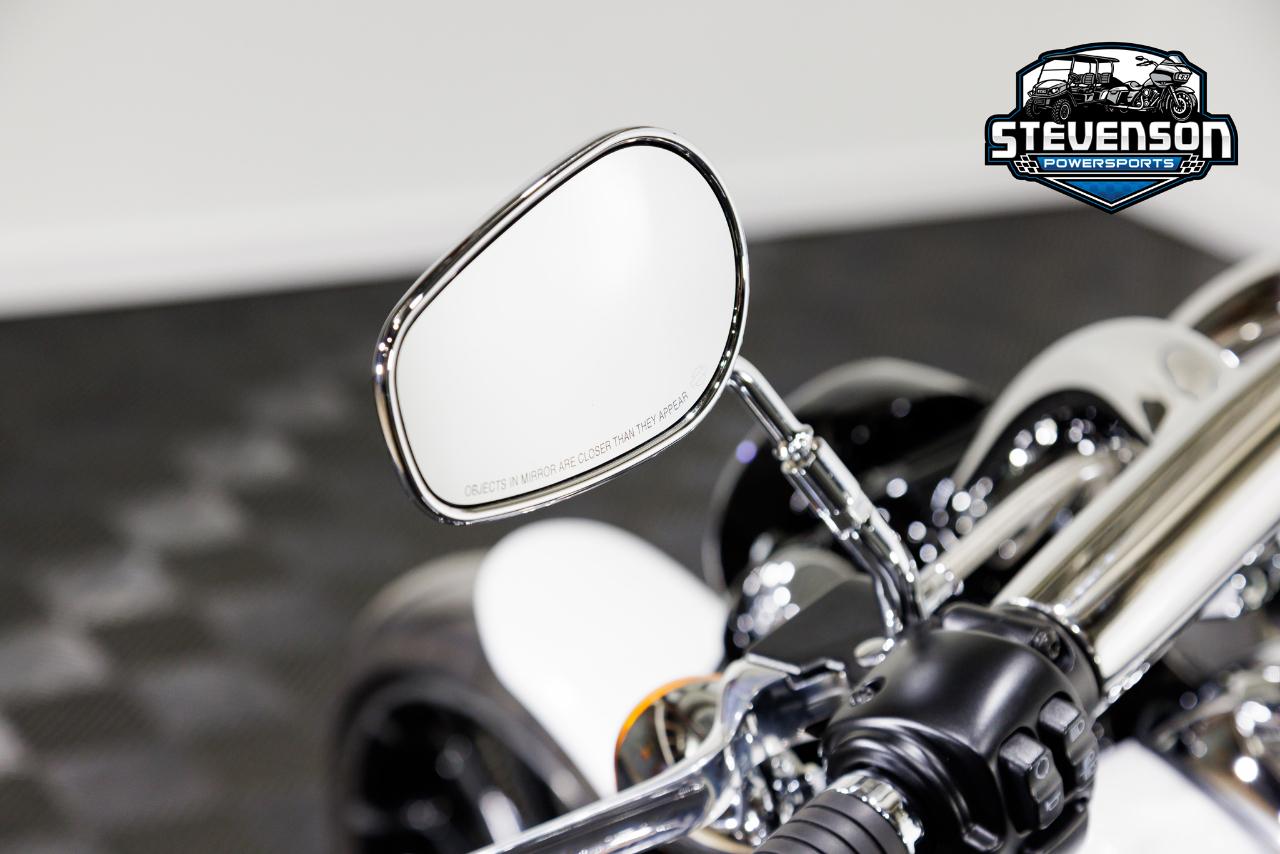 Harley-Davidson FXBR  2024